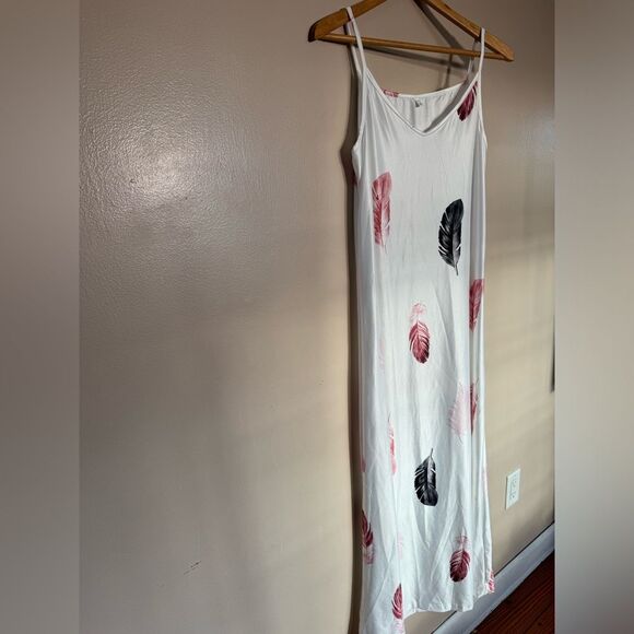 White Unbranded Feather Pattern Slipdress/Nightgown Size S - Picture 3 of 6